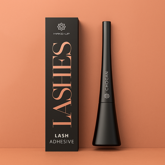 Colle Faux Cils Chogan — colle maquillage professionnelle longue tenue avec pinceau applicateur, fond élégant beige et doré.