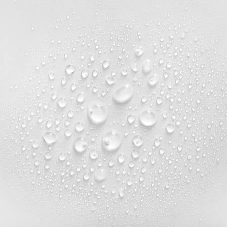 Flacon spray bronzant Aurodhea peau hydratée et hâle doré lumineux